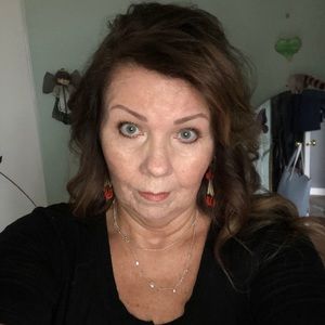 Meet your Posher, Colleen